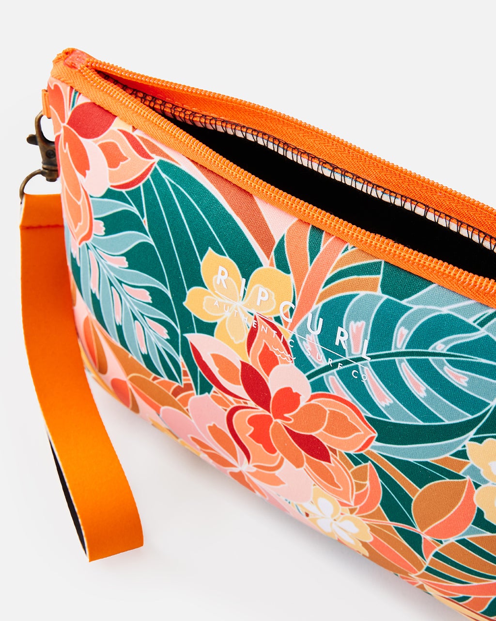 018WUT_3282_4_1759109964000