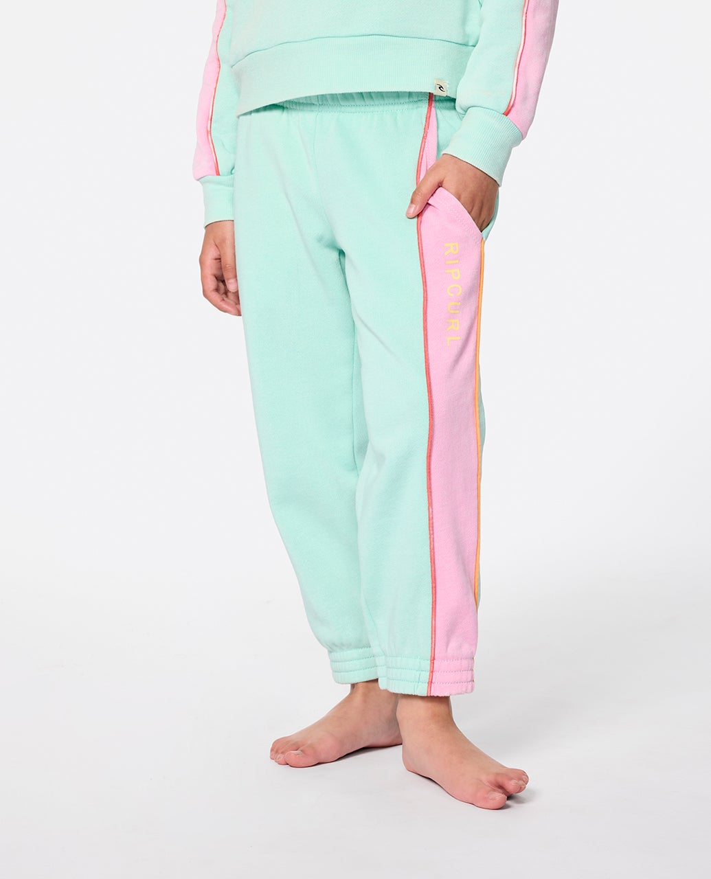 01CJPA_8089_1_1759110375000