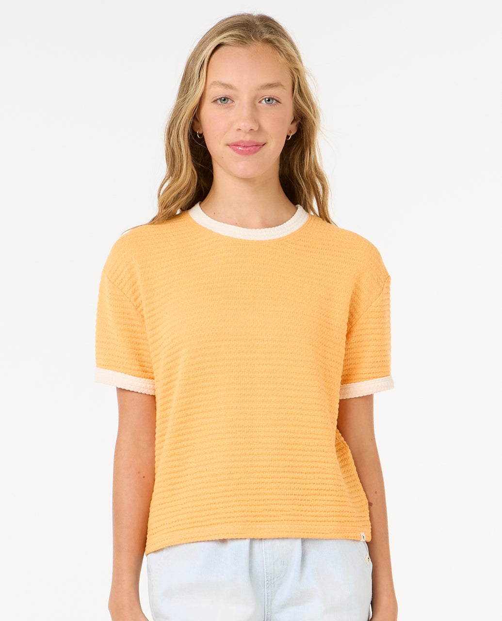 046GTE_3382_1_1759118201000