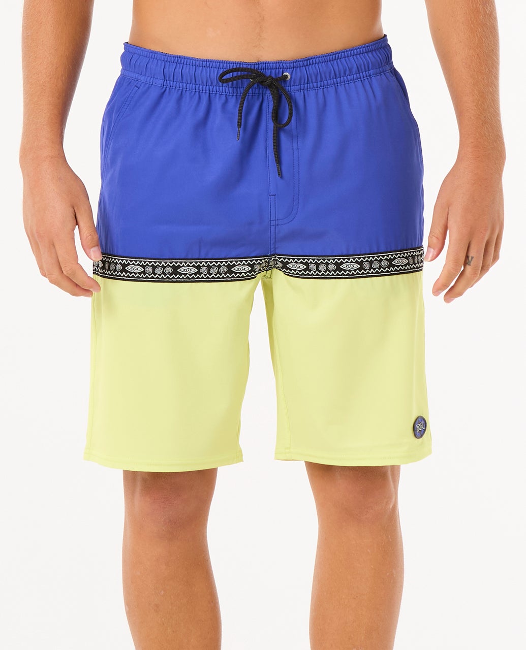 0C3MBO_2140_1_1759127206000