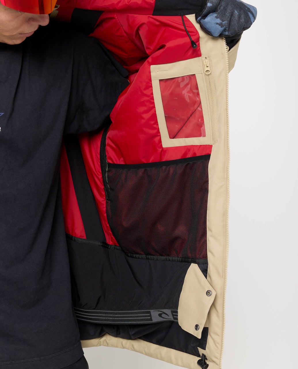 003MOU_2371_7_1759105762000