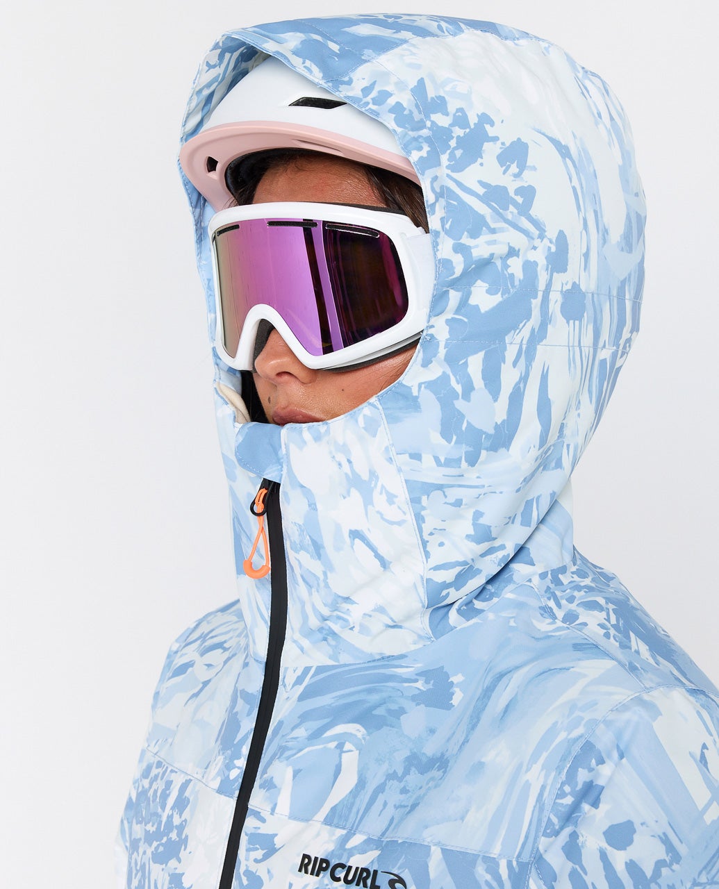 00FWOU_8962_13_1759107154000