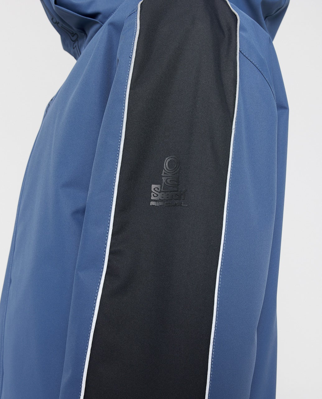 00MMOU_2359_7_1759107954000