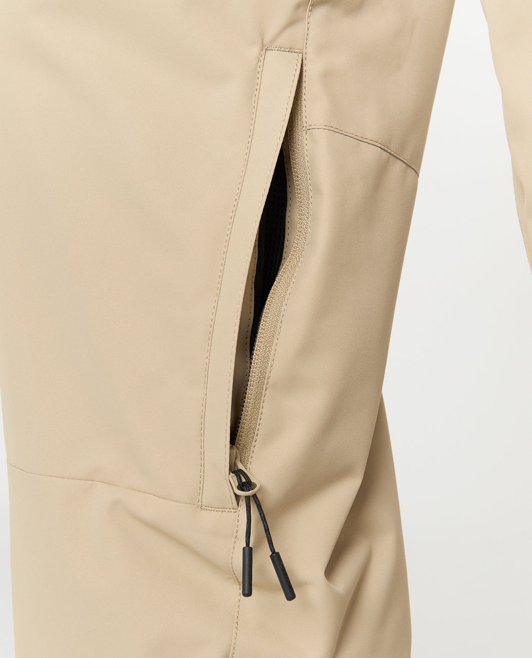 00NMOU_2372_7_1759108064000