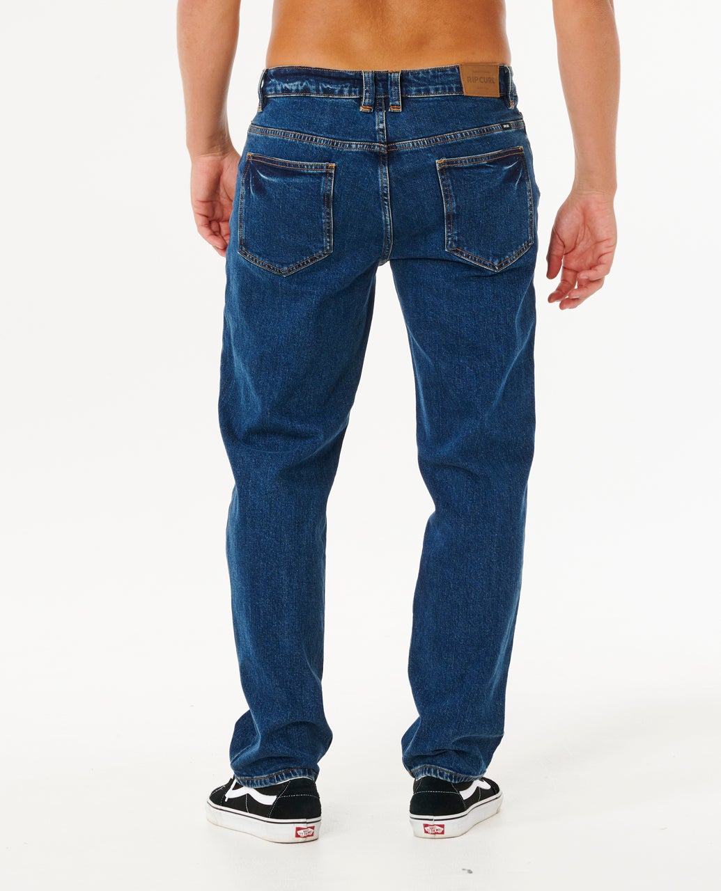 01EMPA_9422_3_1759718585000