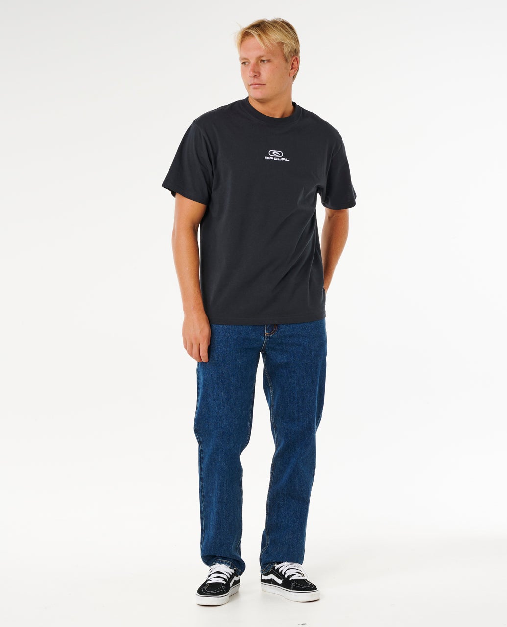 01EMPA_9422_4_1759110662000