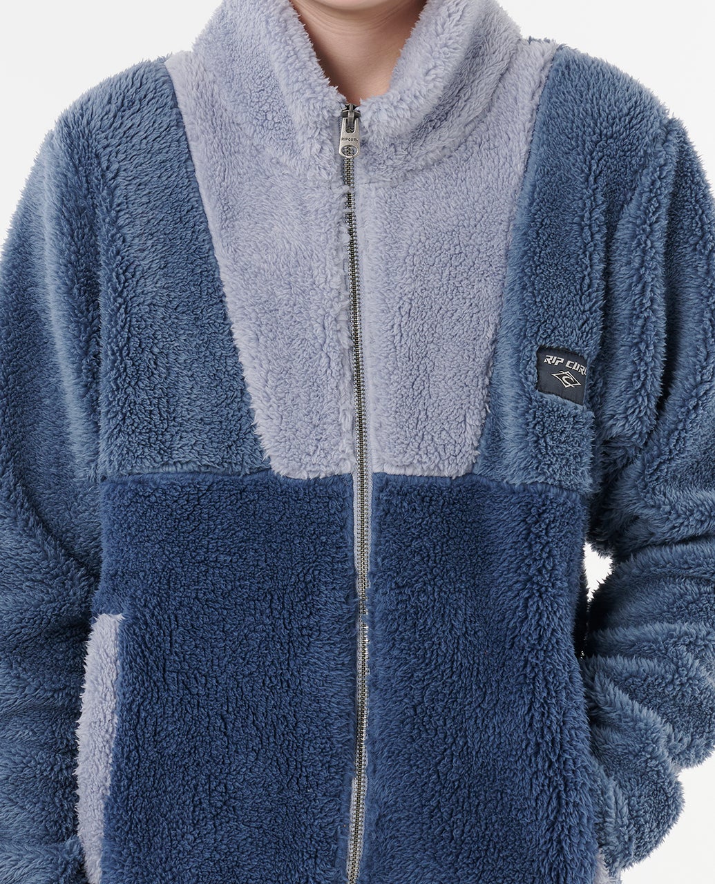 033BFL_0070_5_1759115714000