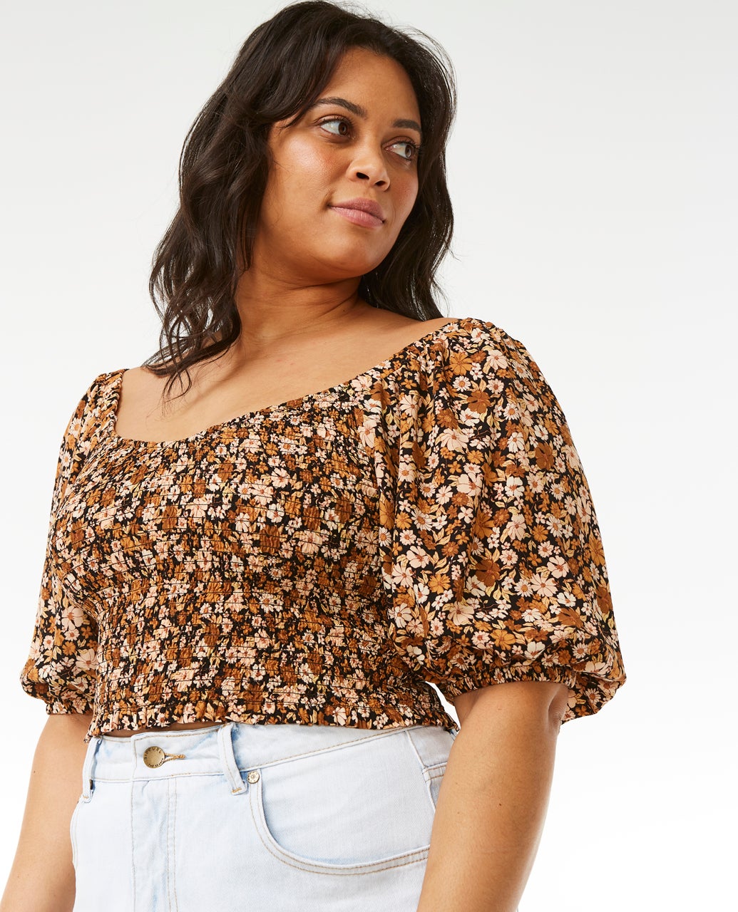 03CWSH_0009_6_1759116385000