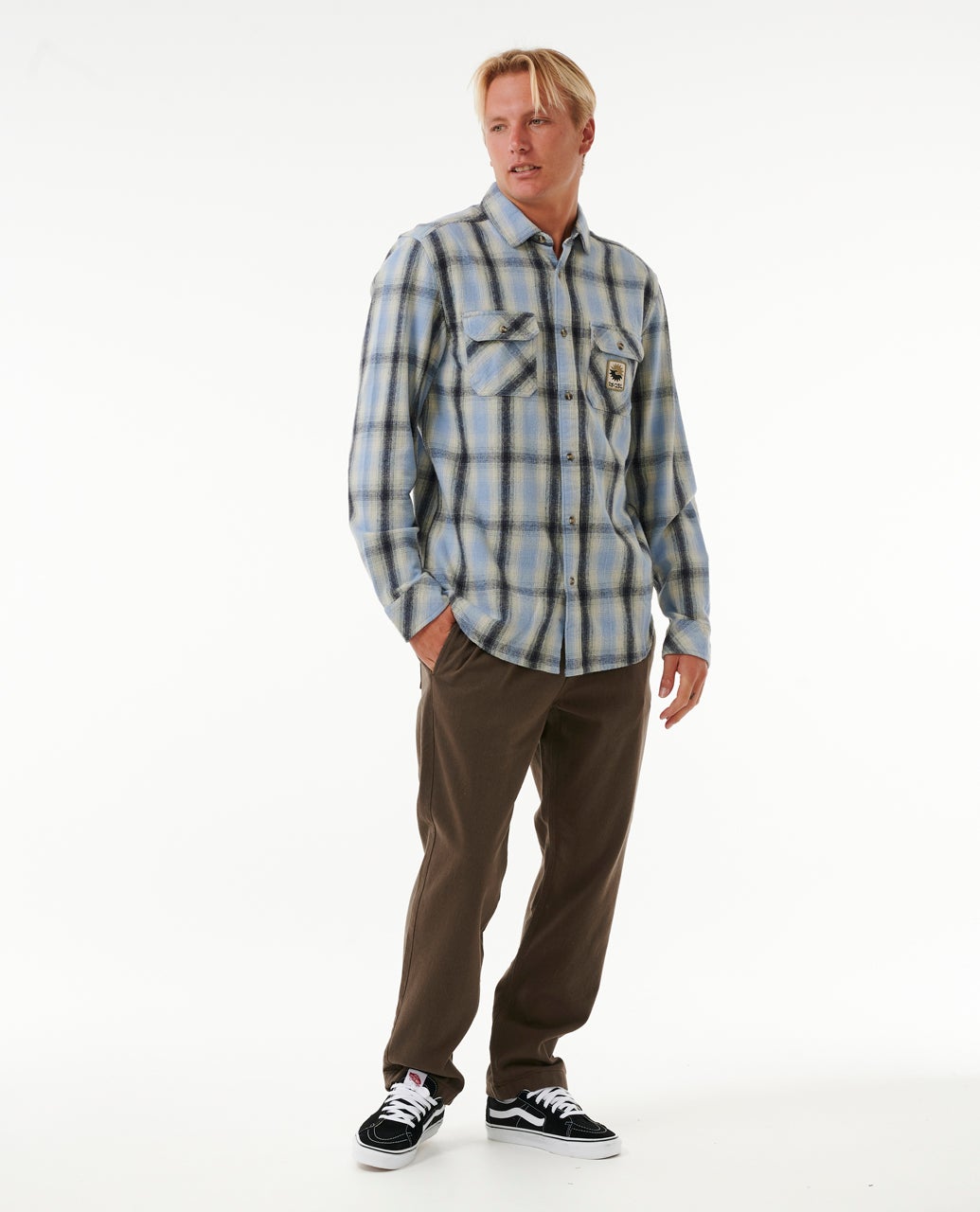 03VMSH_8152_4_1759117714000