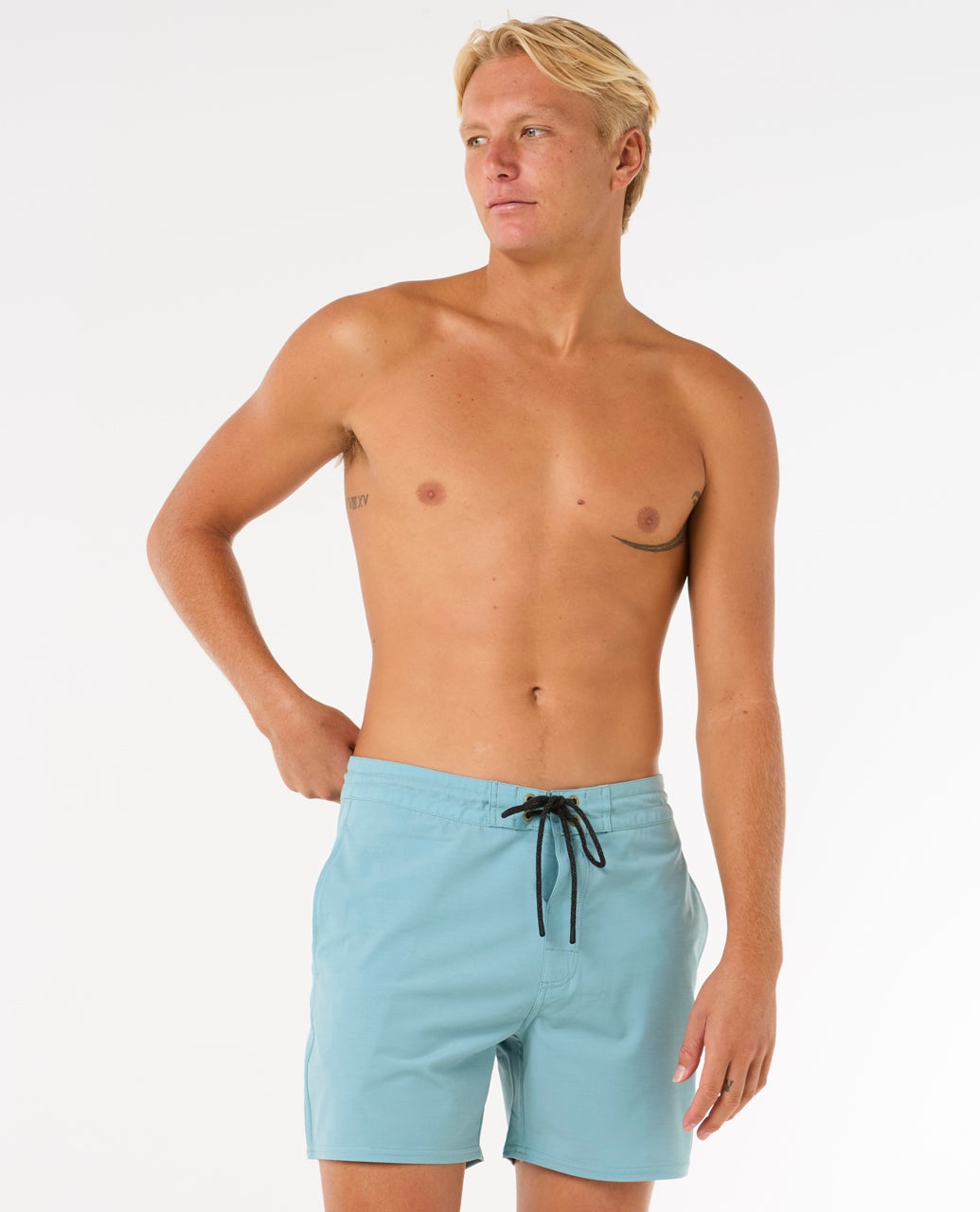 04JMBO_3038_6_1759118900000