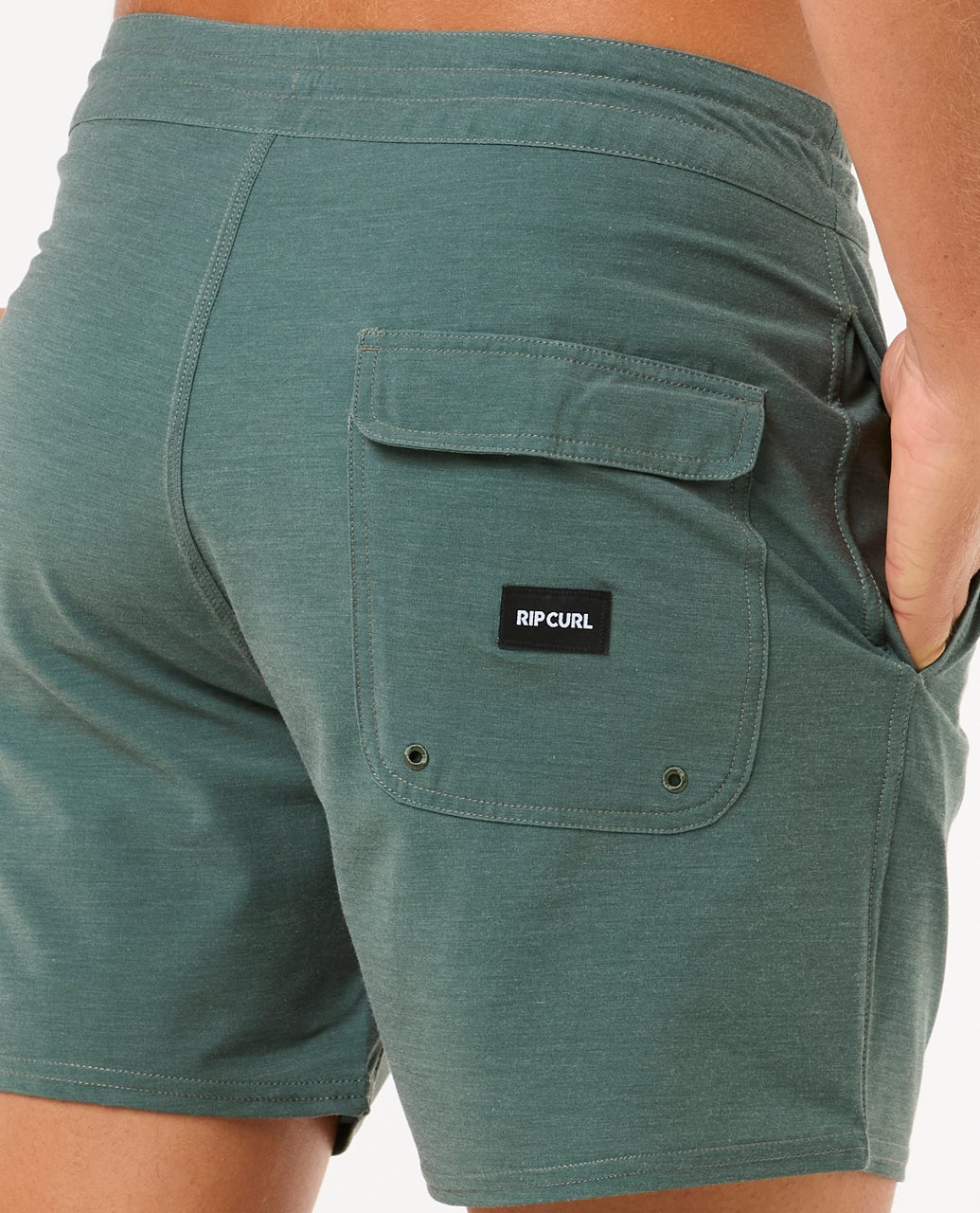 04JMBO_3434_5_1759118901000