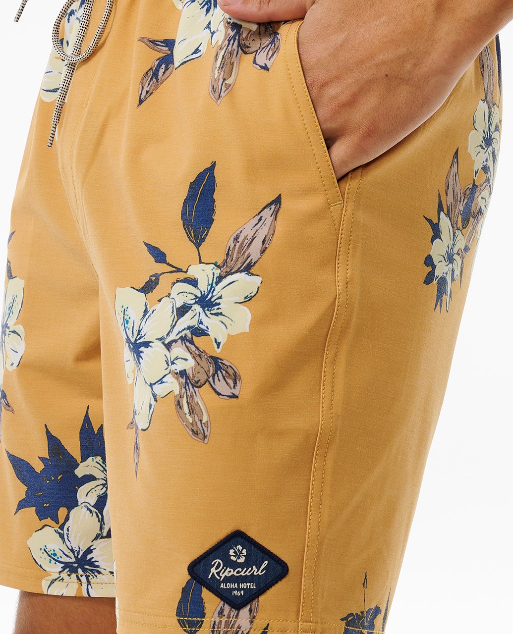 08ZMBO_9717_5_1759124329000