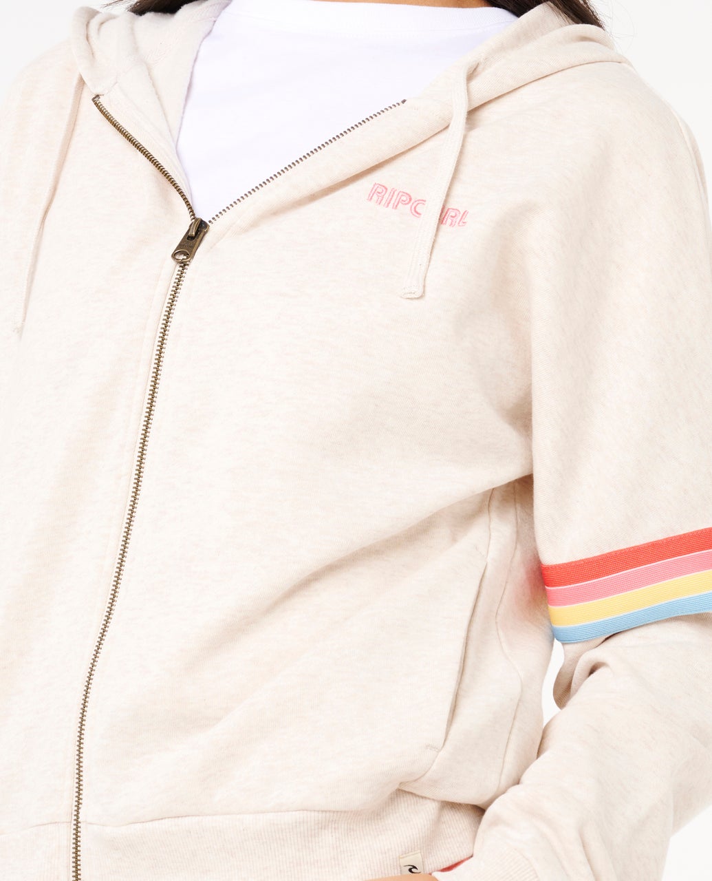 0ATWFL_8526_5_1759729107000